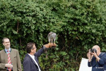 Minister Hauk bei der Freilassung-001.jpg